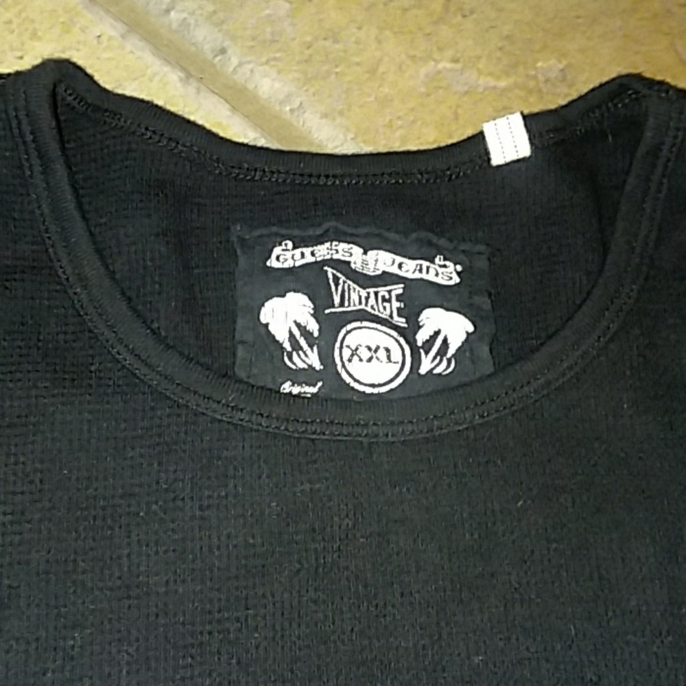 Blk guess longsleeve thermal